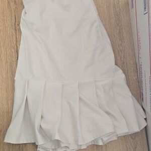 Lady Hagen White Pleated Skirt Sz M
